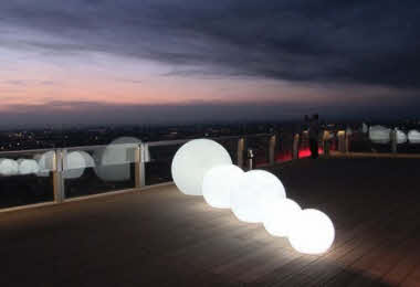 Happy Apple outdoor of indoor lampen van Pedrali